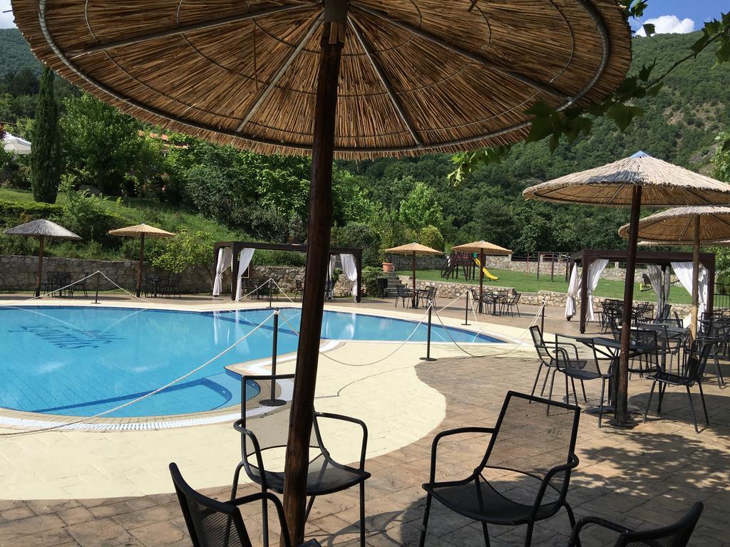 Hotel Epavlis Kato Poroia Bagian luar foto