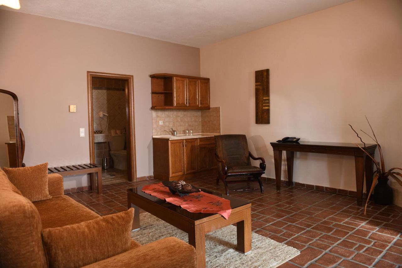 Hotel Epavlis Kato Poroia Bagian luar foto