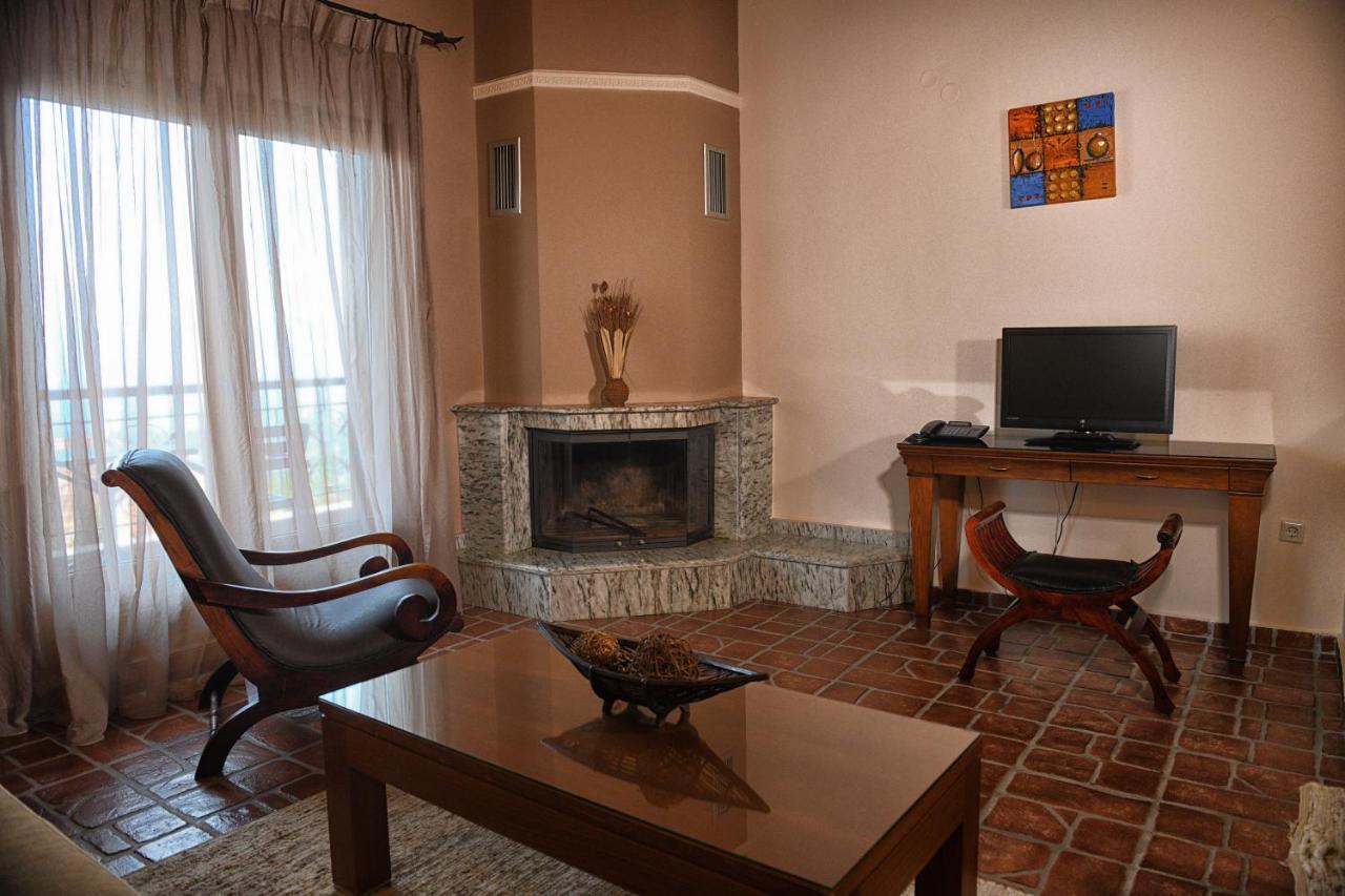 Hotel Epavlis Kato Poroia Bagian luar foto